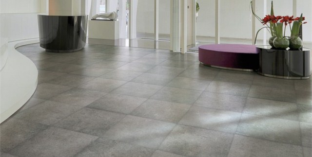 come pulire un pavimento gres con superficie levigata